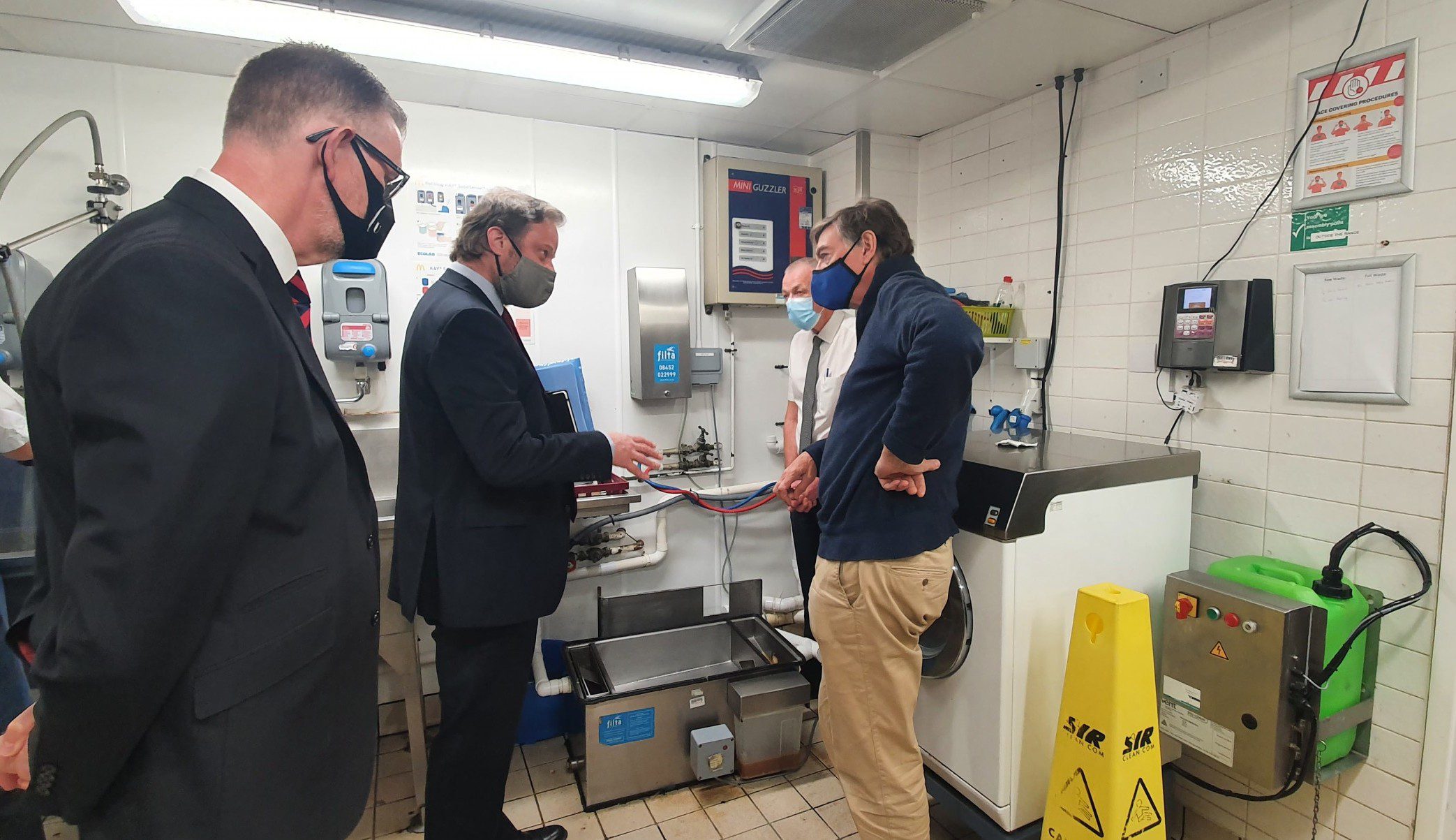 Philip Dunne MP at McDonalds - Filta FOG Management UK