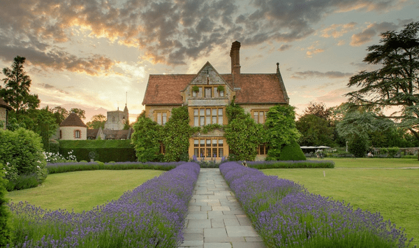 Le Manoir Image- Cover